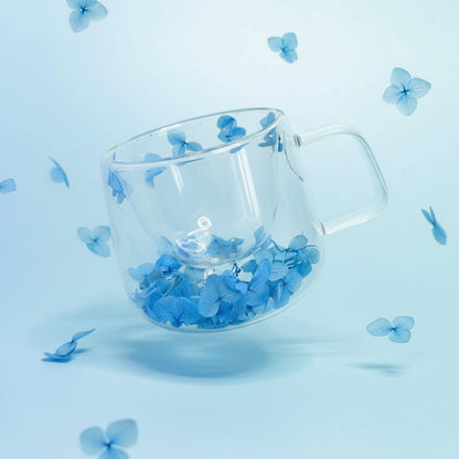 Уникална термо чаша със сушени цветя – перфектен подарък